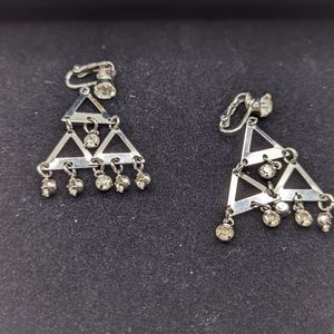 Sarah Coventry Silver Toned clipped on earrings. J-008